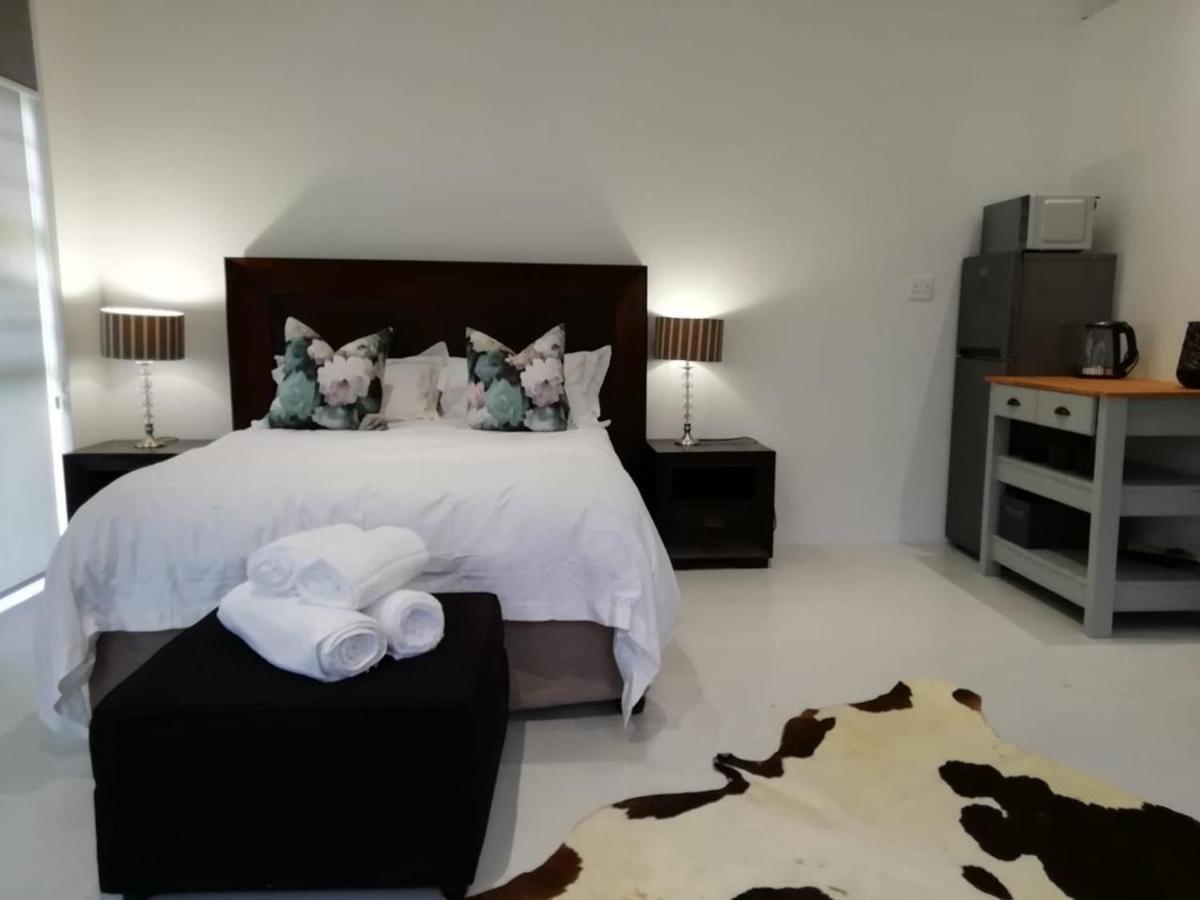 Miles House Apartamento George Exterior foto