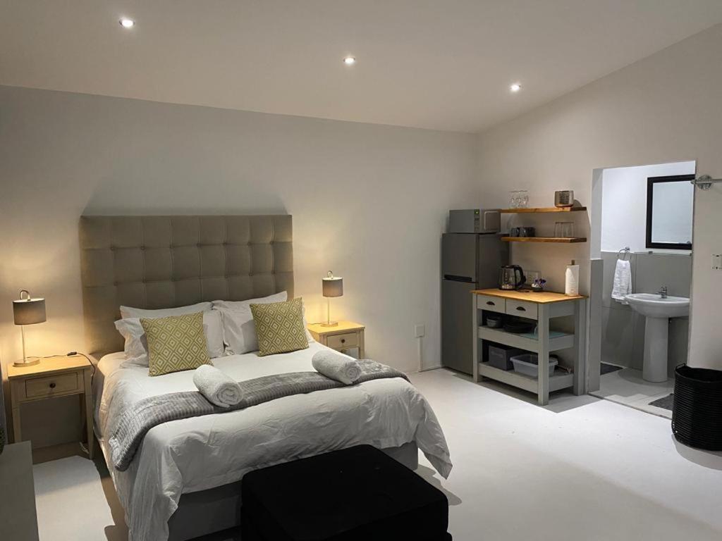 Miles House Apartamento George Exterior foto